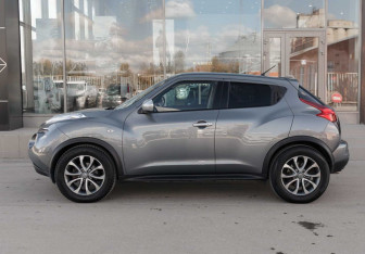 Подержанный автомобиль Nissan Juke 2013 года (8 фото)