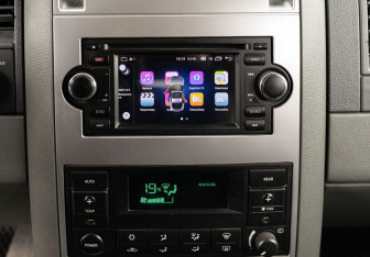 Подержанный автомобиль Dodge Durango 2005 года (13 фото)