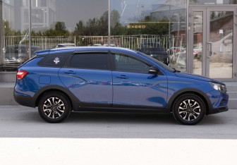 Подержанный автомобиль LADA (ВАЗ) Vesta Wagon 2021 года (4 фото)