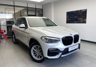 Подержанный автомобиль BMW X3 2018 года (3 фото)