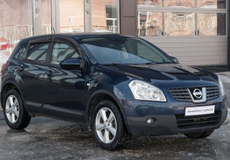 Подержанный автомобиль Nissan Qashqai 2008 года (3 фото)