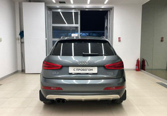 Подержанный автомобиль Audi Q3 2013 года (5 фото)