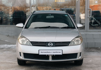 Подержанный автомобиль Nissan Wingroad 2002 года (2 фото)