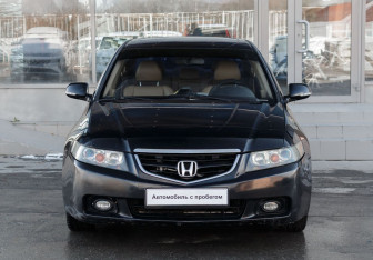 Подержанный автомобиль Honda Accord Sedan 2005 года (2 фото)