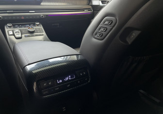 Подержанный автомобиль Hyundai Palisade 2022 года (18 фото)