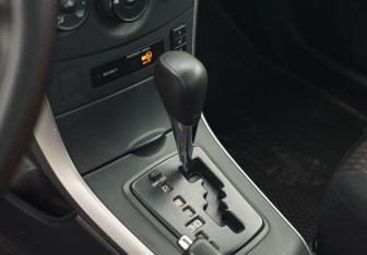 Подержанный автомобиль Toyota Corolla Sedan 2009 года (14 фото)