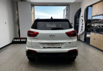 Подержанный автомобиль Hyundai Creta 2021 года (6 фото)