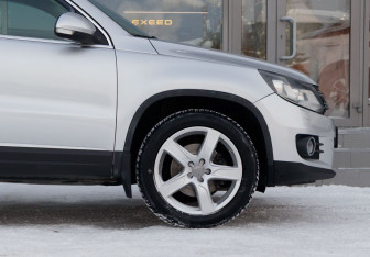 Подержанный автомобиль Volkswagen Tiguan 2012 года (9 фото)