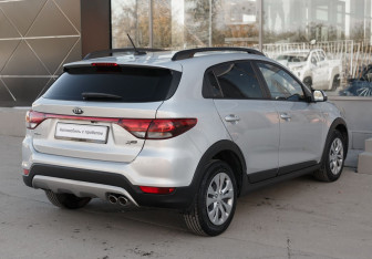 Подержанный автомобиль Kia Rio Hatchback 2018 года (5 фото)