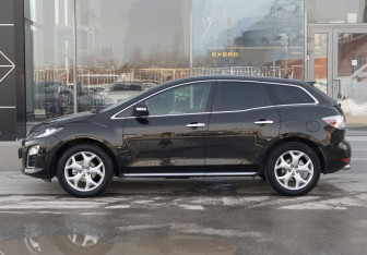 Подержанный автомобиль Mazda CX-7 2011 года (8 фото)