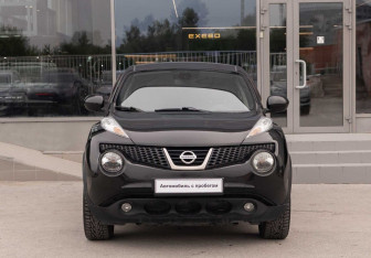 Подержанный автомобиль Nissan Juke 2012 года (2 фото)