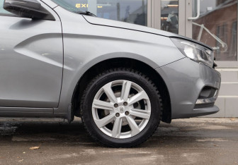 Подержанный автомобиль LADA (ВАЗ) Vesta Sedan 2021 года (9 фото)