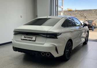 Подержанный автомобиль Chery Arrizo 8 2025 года (4 фото)