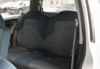 Подержанный автомобиль Honda HR-V 1998 года (15 фото)