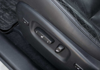 Подержанный автомобиль Lexus RX 2010 года (20 фото)