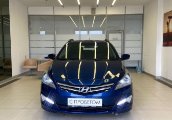 Подержанный автомобиль Hyundai Solaris Hatchback 2014 года (3 фото)
