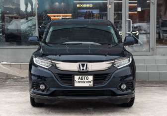 Подержанный автомобиль Honda Vezel 2018 года (2 фото)