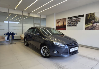 Подержанный автомобиль Ford Focus Sedan 2011 года (3 фото)