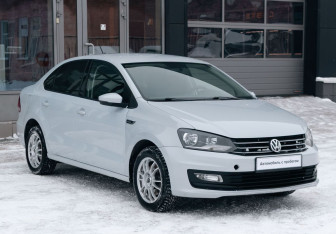 Подержанный автомобиль Volkswagen Polo Sedan 2018 года (3 фото)