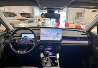 Новый Toyota RAV4 2026 (9 фото)