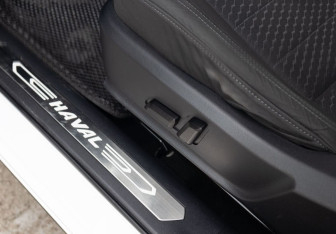 Подержанный автомобиль Haval F7 2019 года (21 фото)