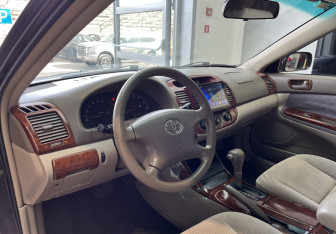 Подержанный автомобиль Toyota Camry Sedan 2001 года (7 фото)