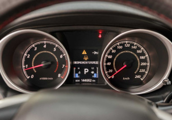 Подержанный автомобиль Mitsubishi ASX 2013 года (12 фото)