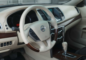 Подержанный автомобиль Nissan Teana 2008 года (11 фото)