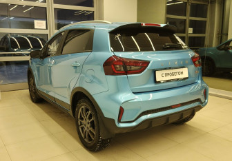 Подержанный автомобиль LIVAN X3Pro 2023 года (7 фото)
