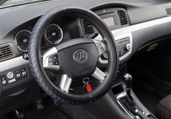 Подержанный автомобиль Lifan Solano 2015 года (11 фото)