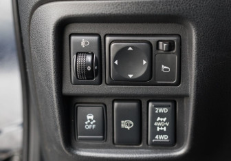 Подержанный автомобиль Nissan Juke 2011 года (17 фото)