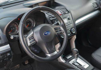 Подержанный автомобиль Subaru Forester Suv 2013 года (11 фото)