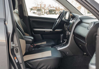 Подержанный автомобиль Suzuki Grand Vitara 2011 года (18 фото)