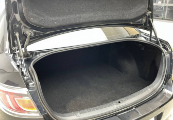 Подержанный автомобиль Mazda 6 Sedan 2011 года (8 фото)