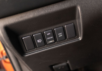 Подержанный автомобиль Infiniti FX 2008 года (19 фото)