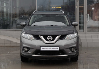 Подержанный автомобиль Nissan X-Trail 2016 года (2 фото)