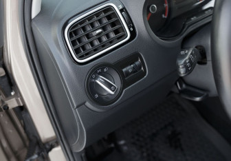 Подержанный автомобиль Volkswagen Polo Sedan 2019 года (17 фото)