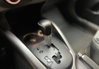 Подержанный автомобиль Mitsubishi Outlander 2007 года (9 фото)