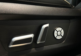 Подержанный автомобиль Tank 300 2023 года (18 фото)