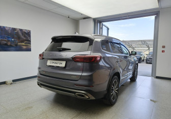 Подержанный автомобиль Chery Tiggo 8 Pro 2023 года (4 фото)