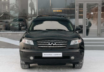 Подержанный автомобиль Infiniti FX 2003 года (2 фото)