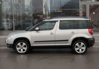 Подержанный автомобиль Skoda Yeti 2013 года (8 фото)