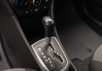 Подержанный автомобиль Hyundai Solaris Sedan 2014 года (15 фото)