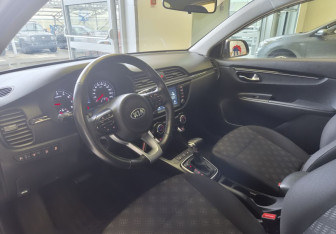 Подержанный автомобиль Kia Rio Sedan 2020 года (7 фото)