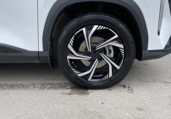 Подержанный автомобиль Geely Cityray 2024 года (12 фото)