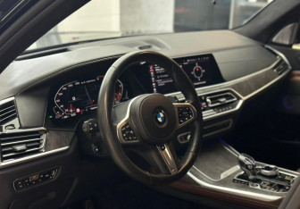 Подержанный автомобиль BMW X7 2019 года (13 фото)