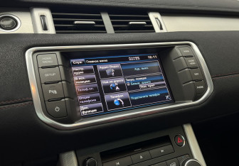Подержанный автомобиль Land Rover Range Rover Evoque 2013 года (13 фото)