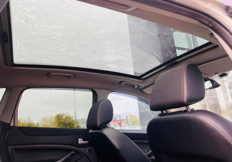 Подержанный автомобиль Ford Kuga 2010 года (16 фото)