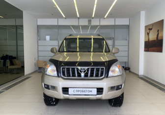 Подержанный автомобиль Toyota Land Cruiser Prado 2006 года (2 фото)