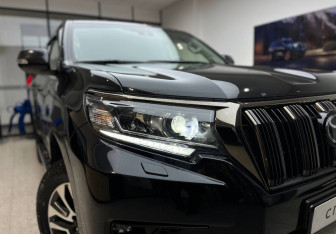 Подержанный автомобиль Toyota Land Cruiser Prado 2022 года (4 фото)